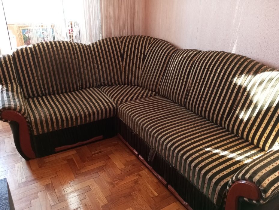 Продам Диван (куток)
