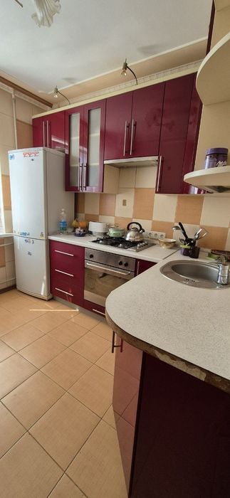 Здам 2 кімнатну квартиру на Ковпака 41 гарні умови