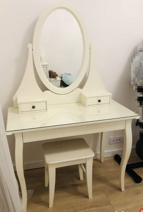 Toaletka Ikea Hemnes z lustrem