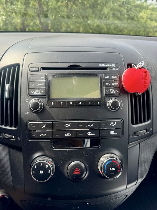 Hyundai i30, 2008r. 1.4 benzyna, 215 tys przebieg, Salon Polska