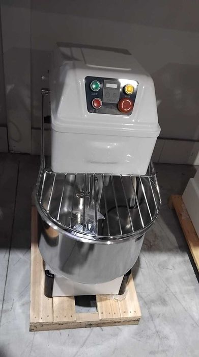 Amassadeira Espiral 30L - NOVA