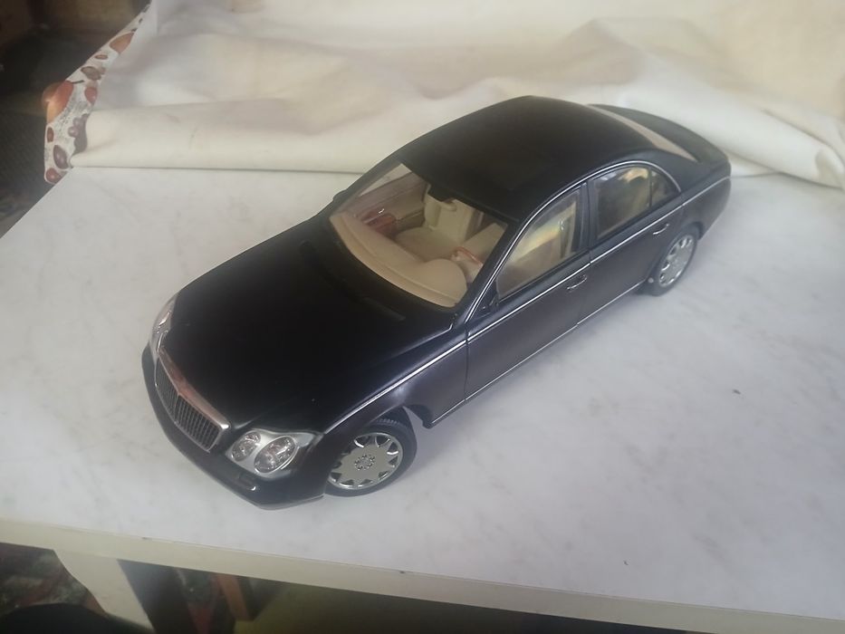 Maybach 57 1:18.
