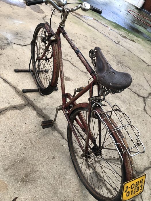 Bicicleta antiga pasteleira roda 26