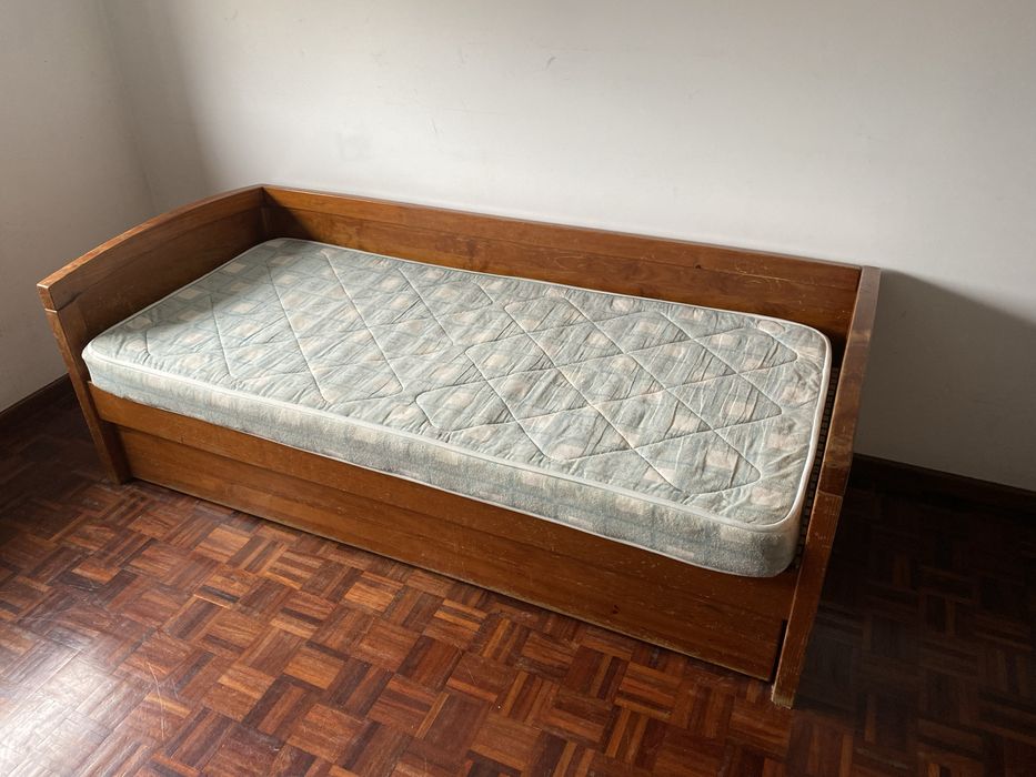Cama (dupla) Madeira Maçica Solteiro