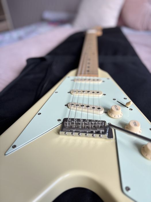 Bacchus BFV-HYBRID | Flying V x Stratocaster | Limited Edition
