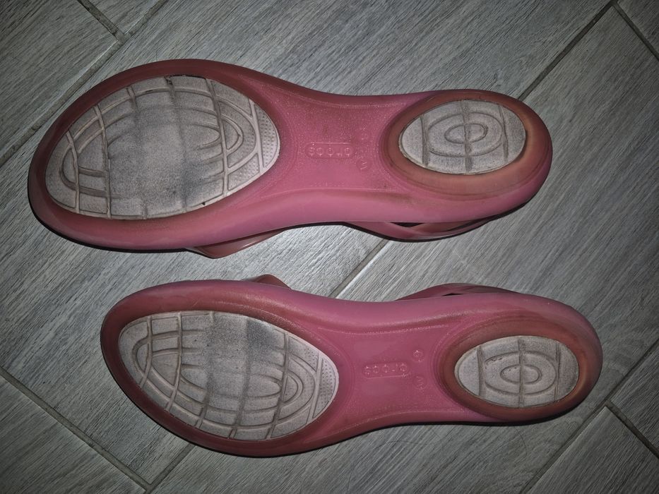 Пляжні Босоніжки сандалі мильниці Crocs w9 (39.5-40)