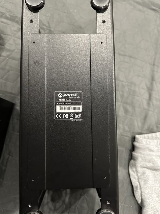 зовнішній графічний модуль (eGPU) - AKiTiO Node
