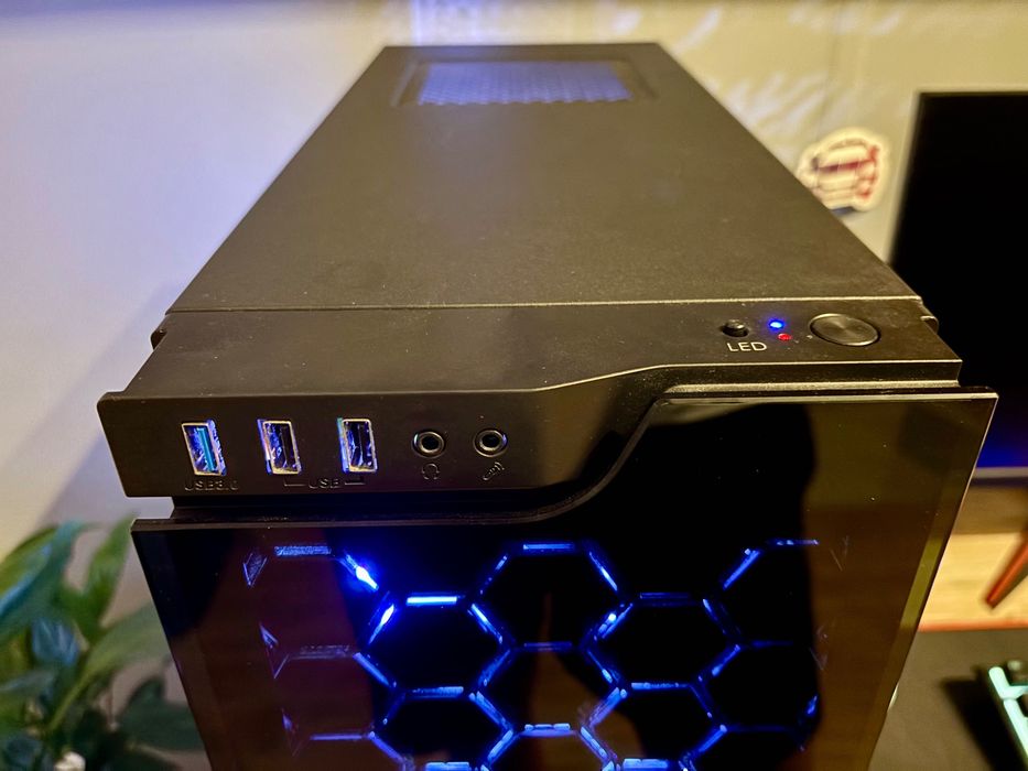 Komputer do gier i pracy