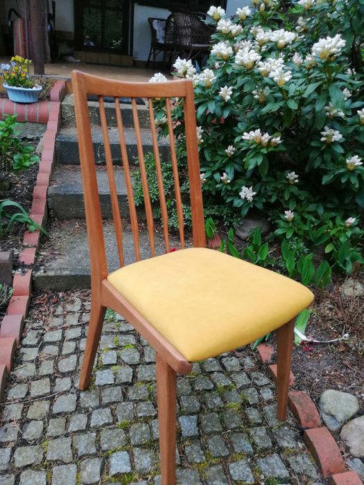 Krzesła R. Hałasa 200-157 WŁASNA ARANŻACJA