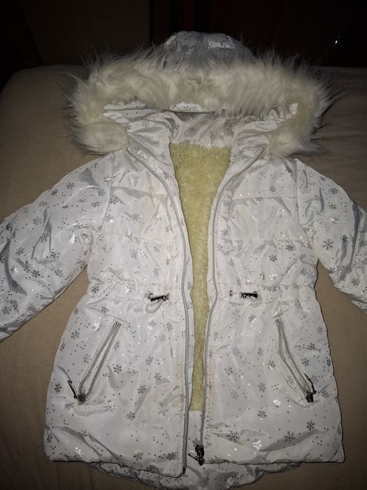 Куртка зимова тепла на овчині
На зріст 98-104