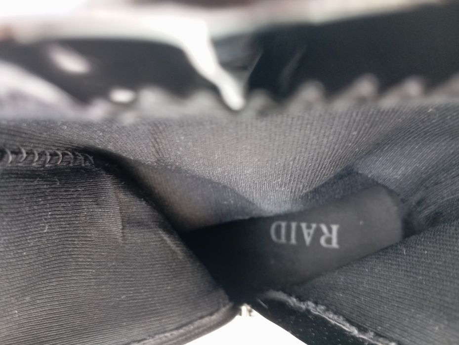 Roz. 40 Nowe damskie buty RAID 7 czarne lakierowane wygodny obcas, wym