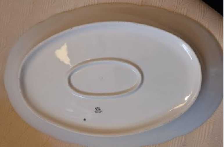Travessa antiga em porcelana de Vista Alegre
