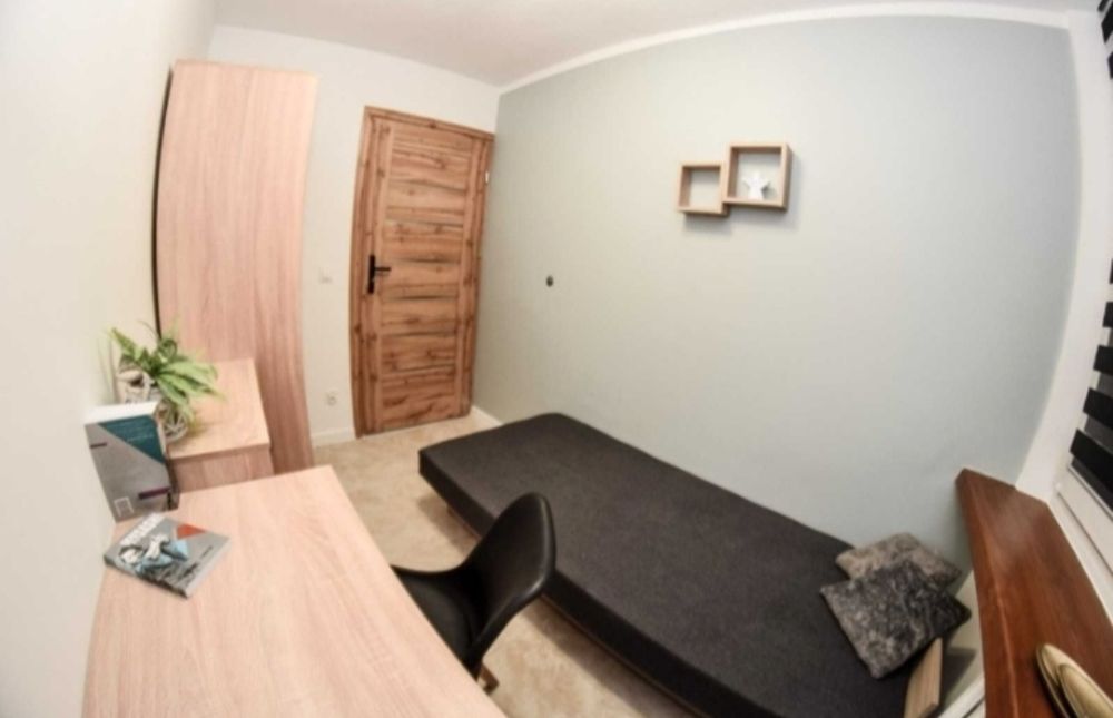 Pokój jednoosobowy obok ul. Zana