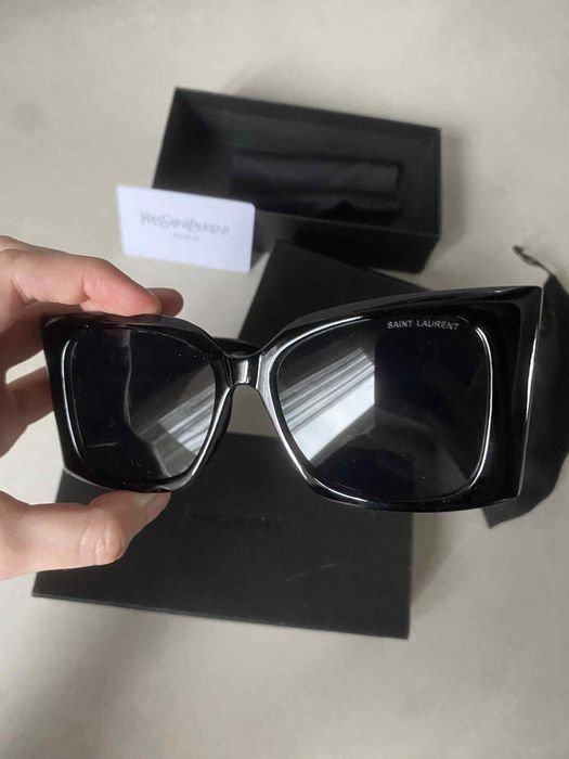 Okulary przeciwsloneczne Yves Saint Laurent