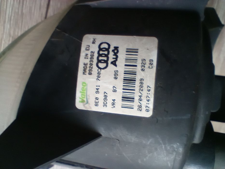 Oryginalny Halogen Audi A3 8P