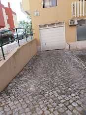 Vendo Garagrm em Box na Quinta do Borel