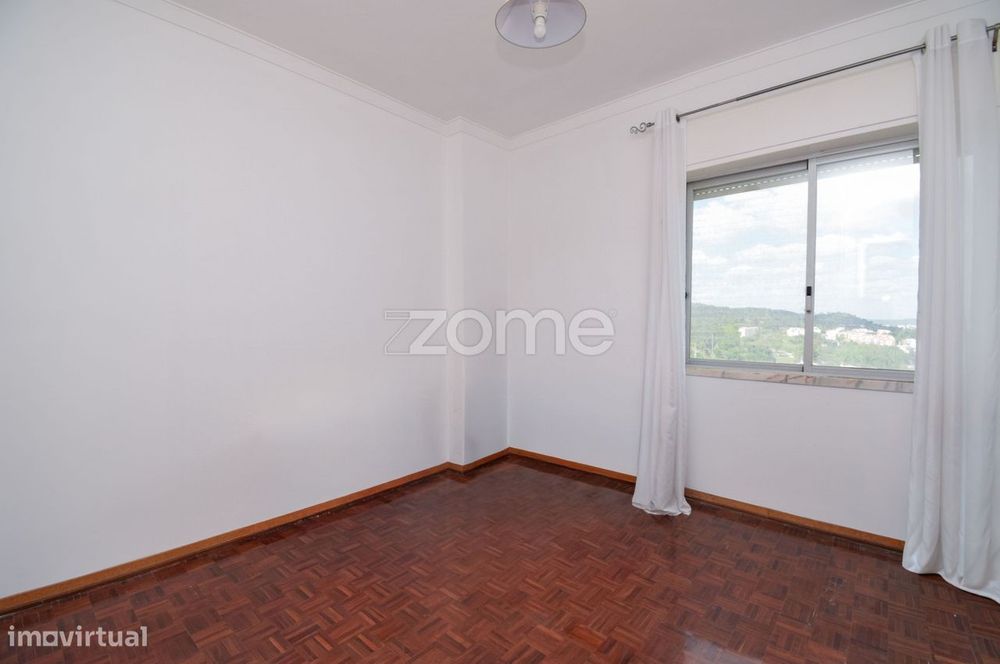 Apartamento T3 com Vista de Rio e Luz Natural | 9º Andar com Elevad...