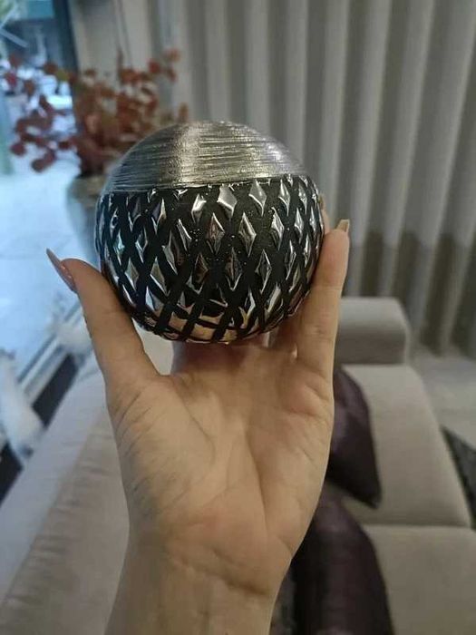 Decorações em gesso / cera e cerâmica