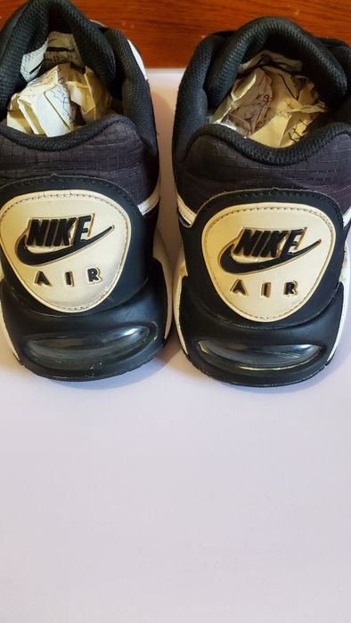 Продам Кросівки NIKE air max оригінал