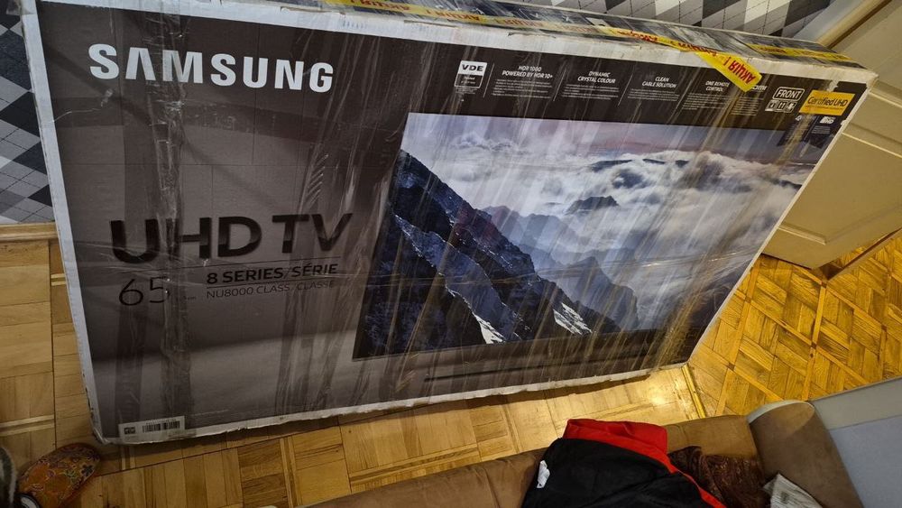 Телевізор Samsung 65 дюймів UE65NU8000