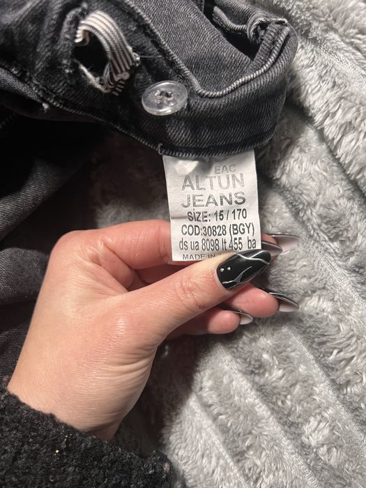 Продам baggy jeans з ризинкою для дівчинки підлітка