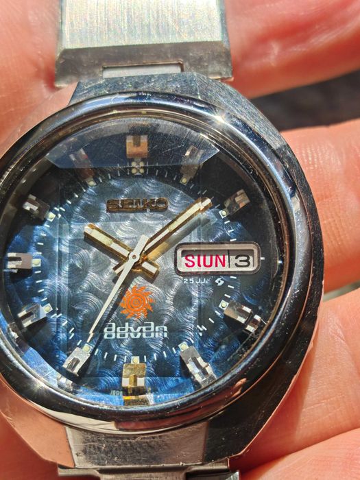 Seiko Advan 6106-7670 blue diamond dial JDM