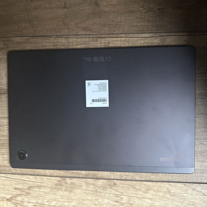 Продам планшет Samsung sm-x200, запчасти