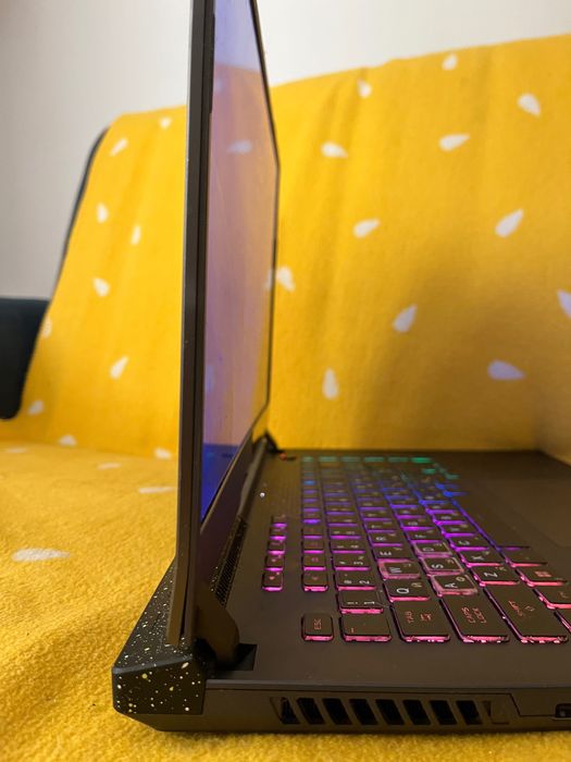 Laptop asus rog strix g15