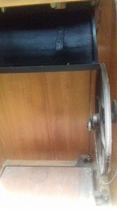 Швейна машинка Naumann