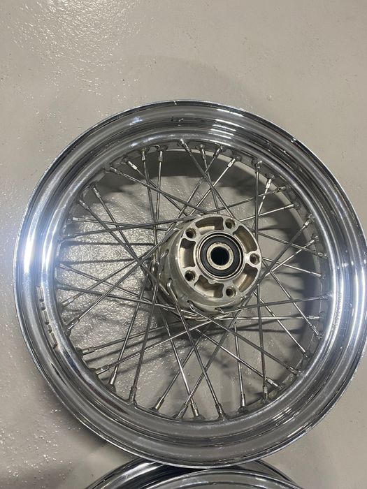 Harley Davidson jogo de jantes originais 16x300 Softail