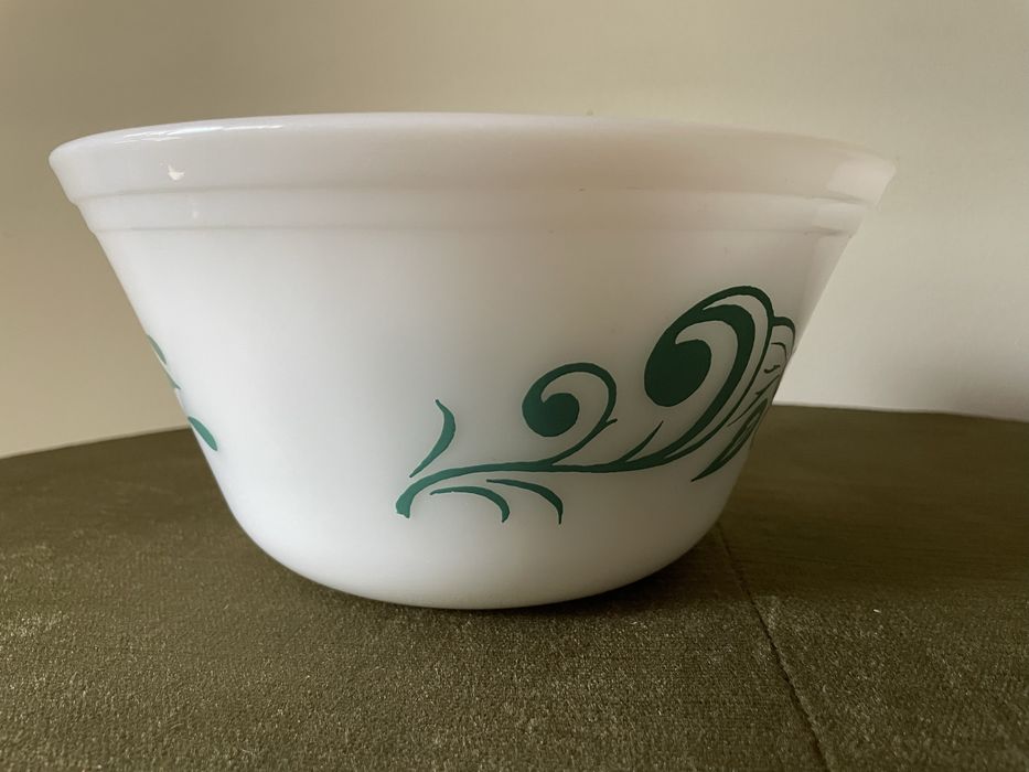 Conjunto de 5 saladeiras / taças em vidro decoradas