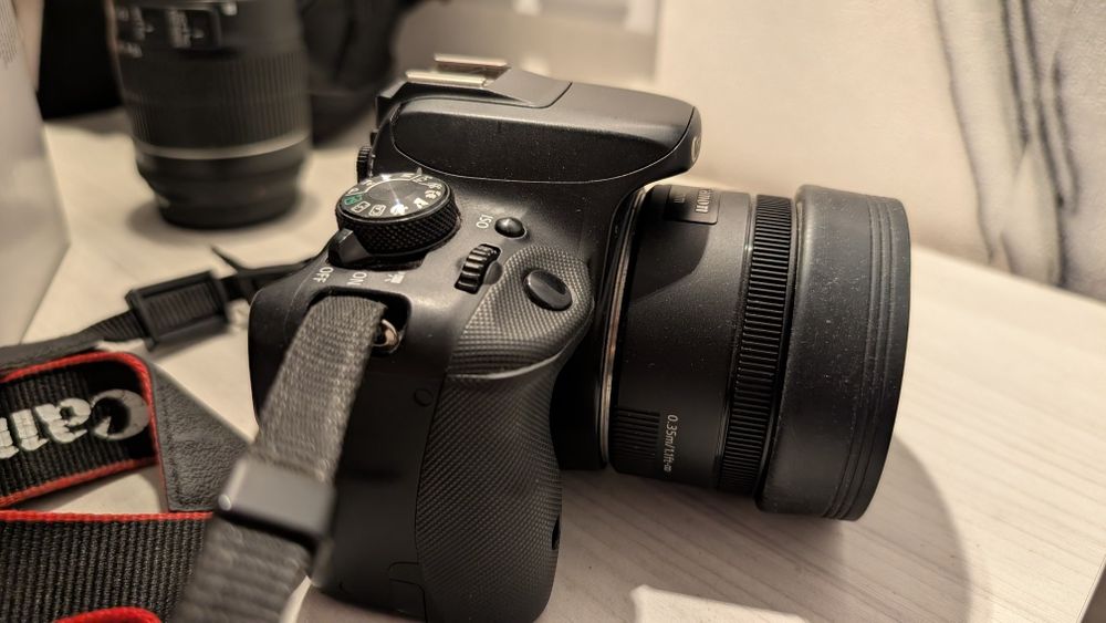 ИДЕАЛЬНО НОВИЧКУ EOS 100D 18-55 + 50mm 1.8 с поляризационным фильтр.