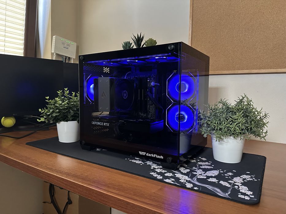 | RTX 5070 | 32 GB RAM | R5 5600 | 1Tb M.2 | Czarny Komputer Gamingowy