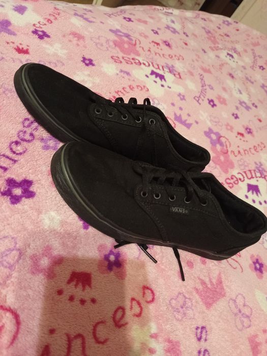 Стильні кеди vans