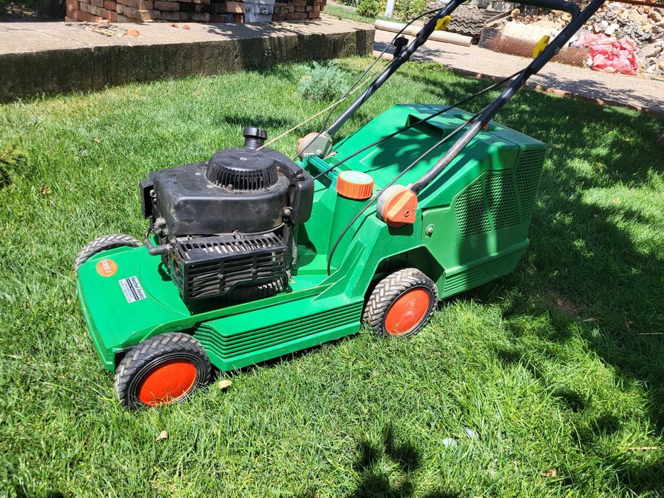 Газонокосилки бензиновые
