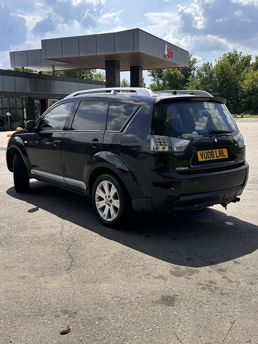 Продам Mitsubishi Outlander XL