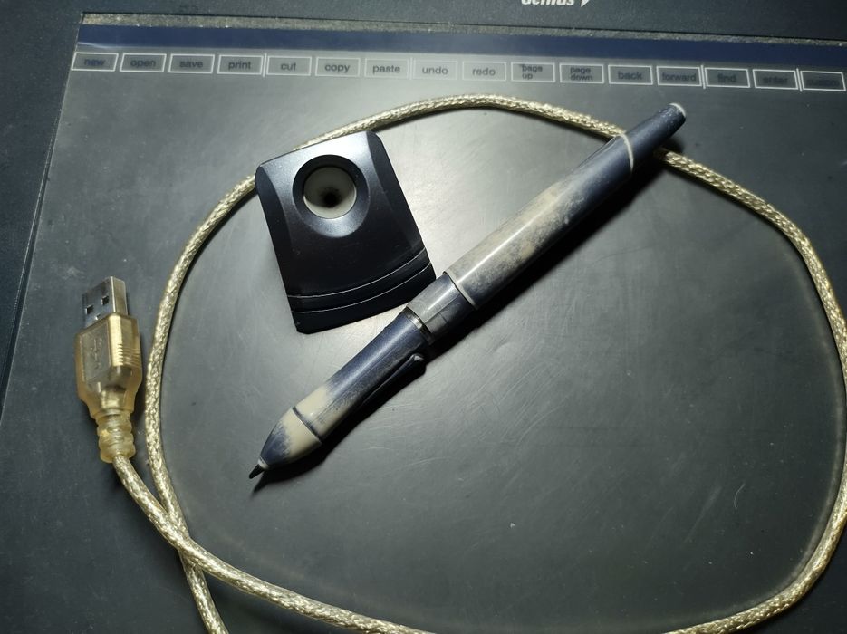 Графічний планшет Genius PenSketch 9x12