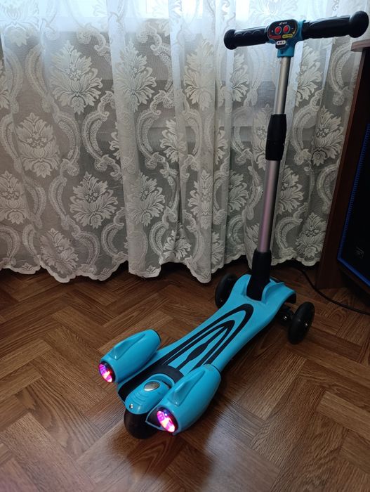 Самокат дитячий Feile