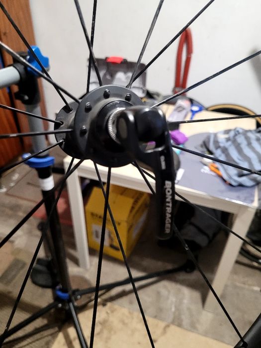 Koło przód Bontrager Aeolus Comp 5