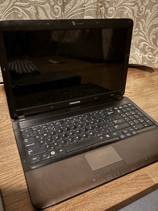 Продам ноутбук Samsung R540