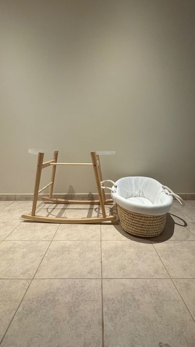 cesto para bebé em ótimo estado