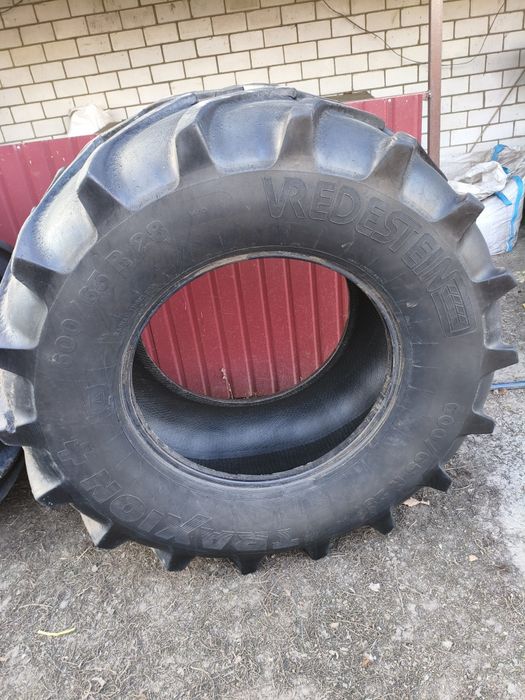 600/65 R28 Vredestein Traxion XXL 147D