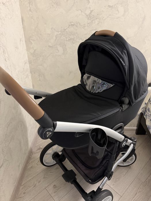 Коляска 2 в 1 ,черная коляска,коляска Junama,детская коляска