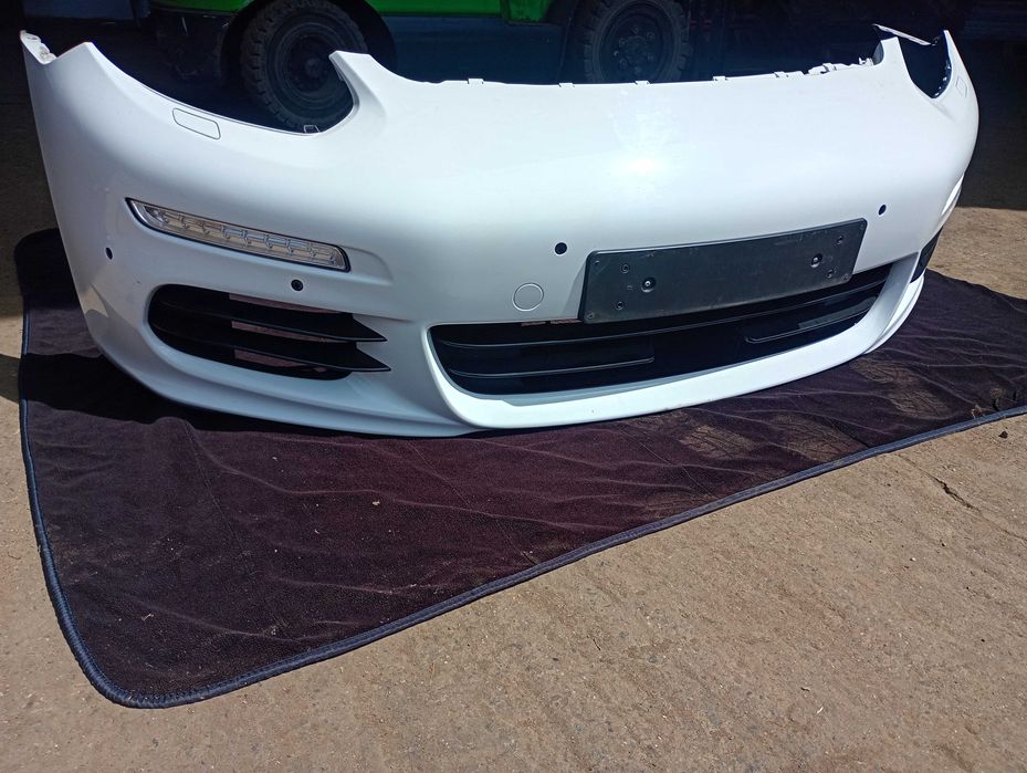 Panamera pára choques
