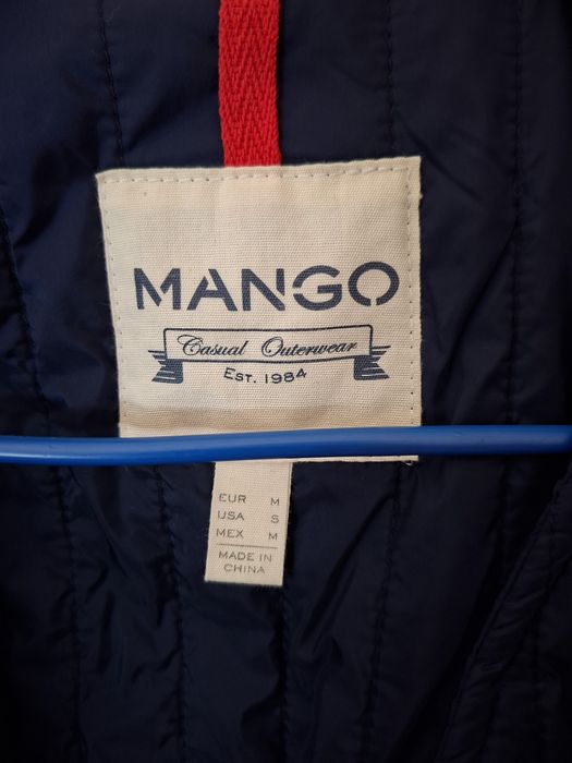 Casaco azul de mulher da Mango