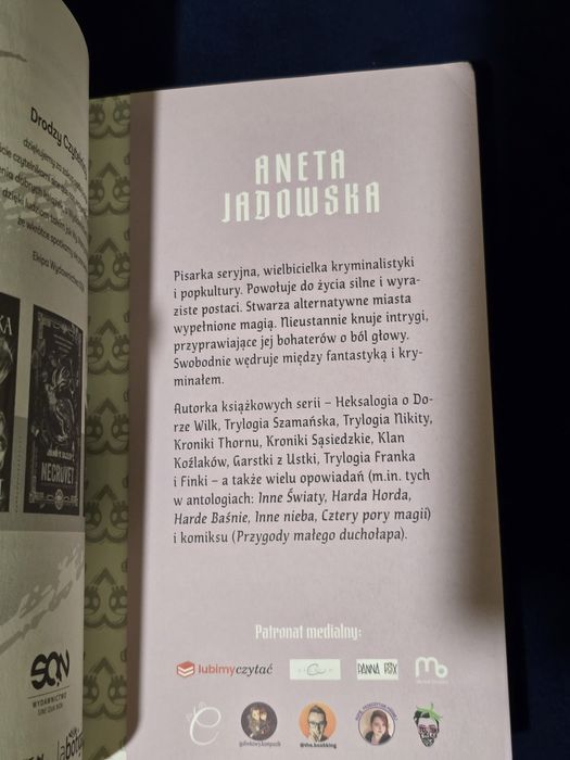 Książka Katia Cmentarne Love Story Aneta Jadowska + karta/zdjęcie