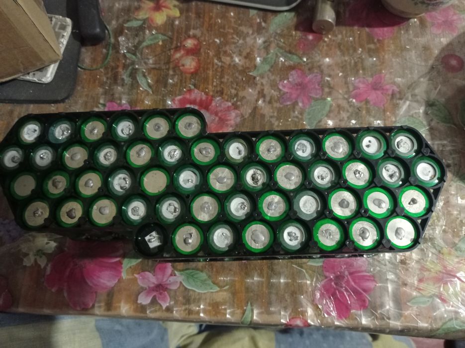 Батарейки 21700 Tesla