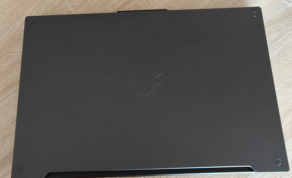 ASUS TUF Gaming F17 - 17,3"