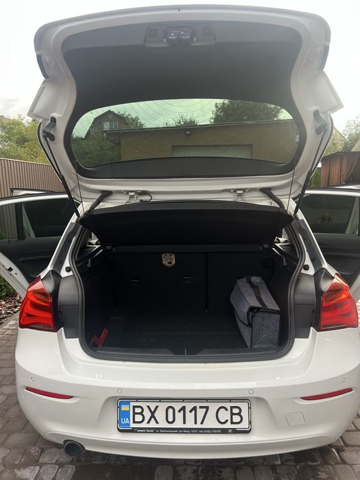Bmw 118i 2017 року