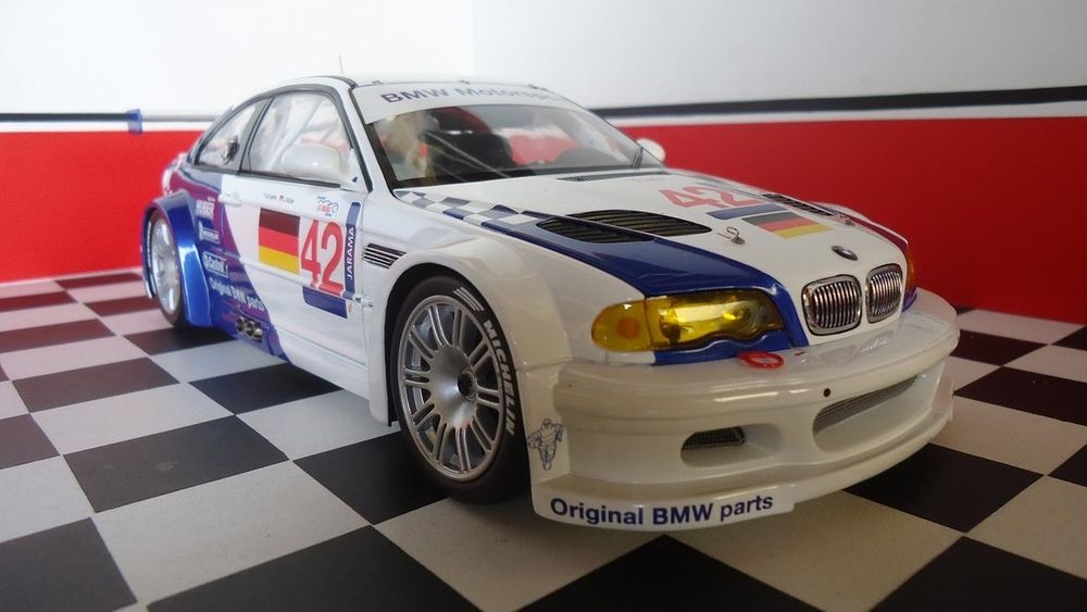 BMW M3 E46 Gtr 1/18 Minichamps